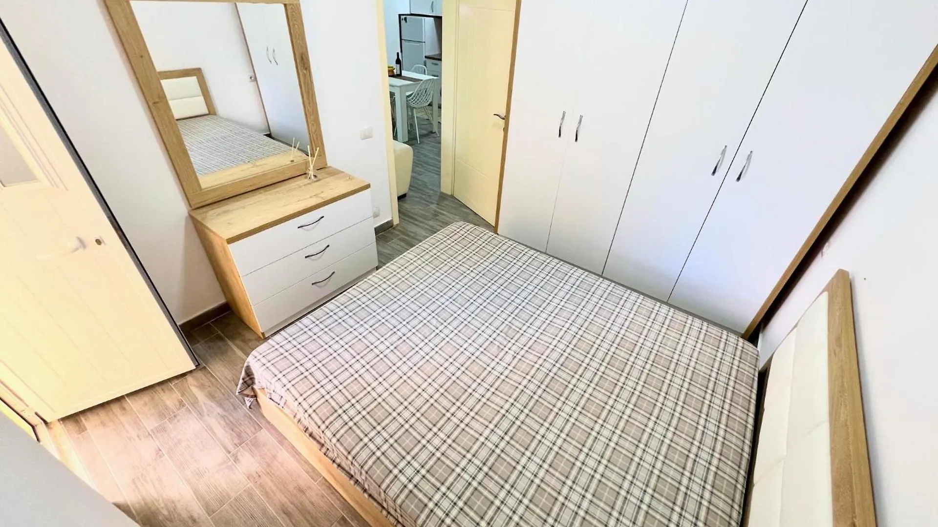 Apartman Albi Durres 0*,  Albania
