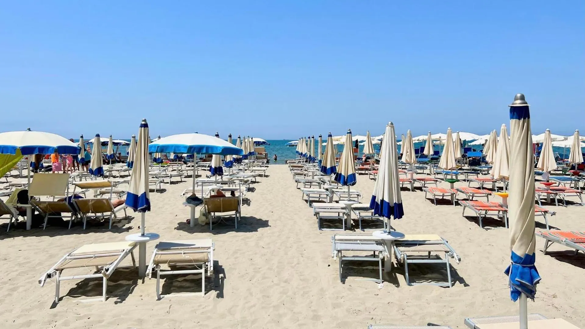 Apartment Apartman Albi Durres Albania
